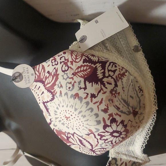 2 Lucky Brand Bras Size 34B Underwire Lightly Lined NEW - Picture 2 of 10